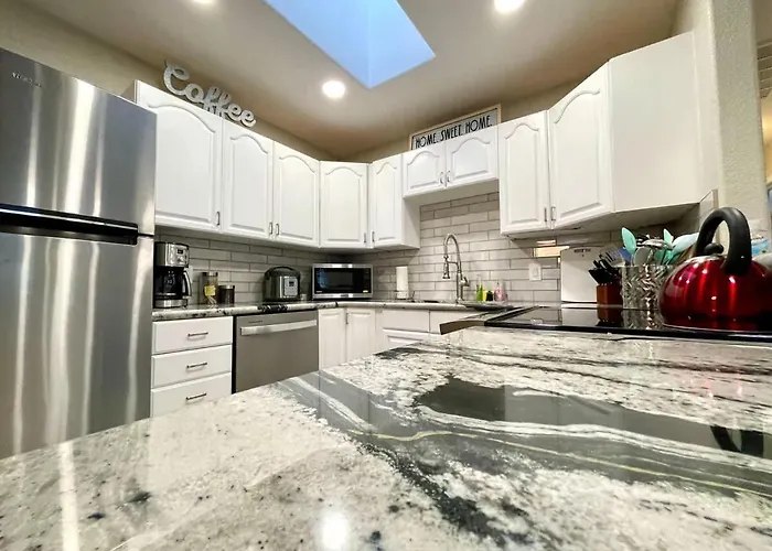 4br Private Compound-2 Villas-2 Hot Tub-sleeps 12 Lake Havasu City